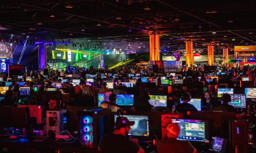 gamers gaming at DreamHack festival