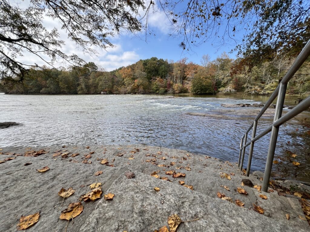 View of the river on a fall day at Jones Bridge Park